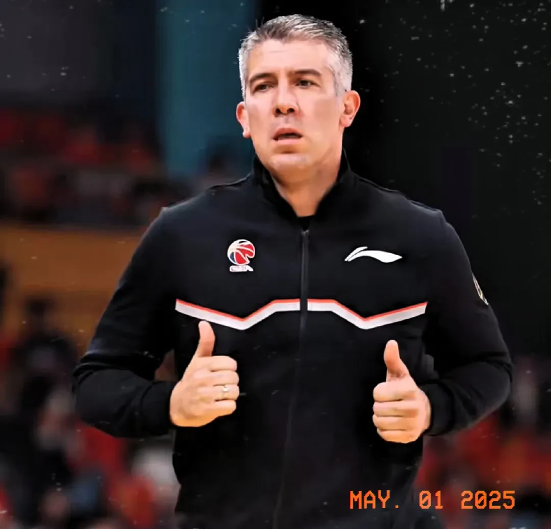 包含沃尔夫斯堡队遭遇不利,主教练表态信心不减的词条 包含沃尔夫斯堡队遭遇不利,主教练表态信心不减的词条