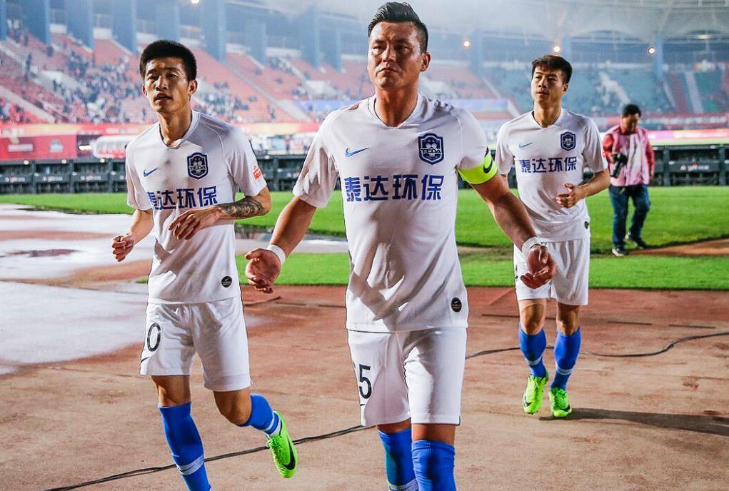 高强度对抗,球队主力表现出色 高强度对抗,球队主力表现出色