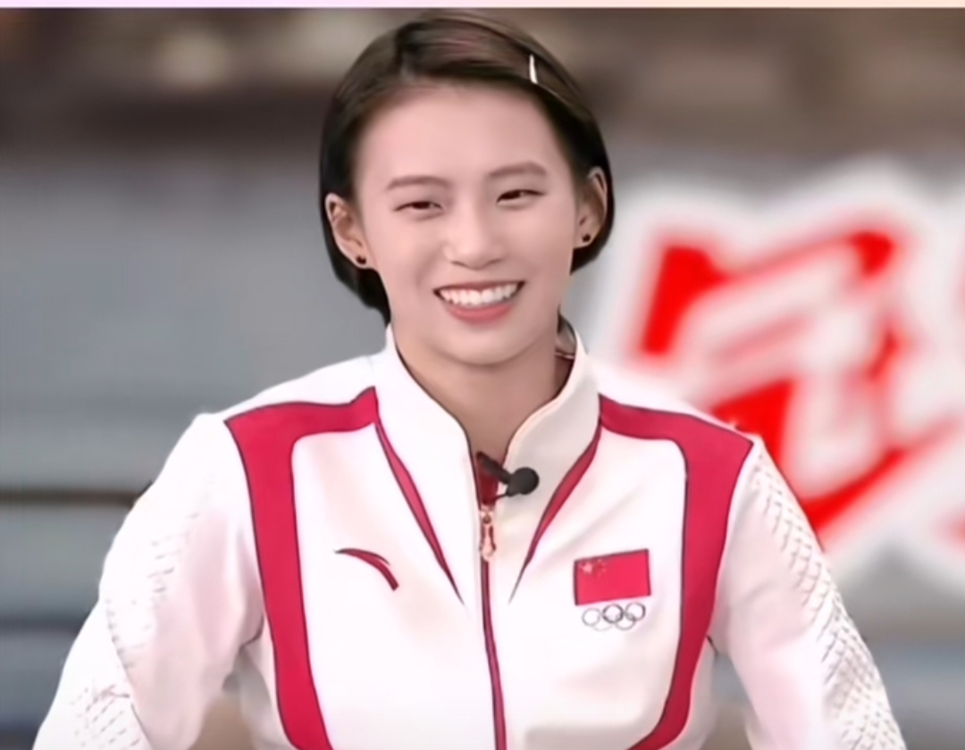 包含冠军闪耀夺目,努力拼搏最终凯旋而归的词条 包含冠军闪耀夺目,努力拼搏最终凯旋而归的词条