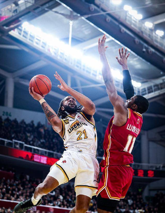 海河特曼男篮惨遭逆转,季后赛形势堪忧 海河特曼男篮惨遭逆转,季后赛形势堪忧