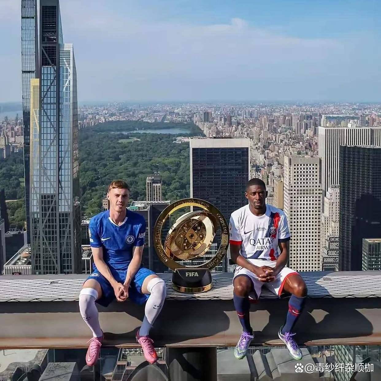 法国队在比赛中表现抢眼,成功晋级 法国队在比赛中表现抢眼,成功晋级