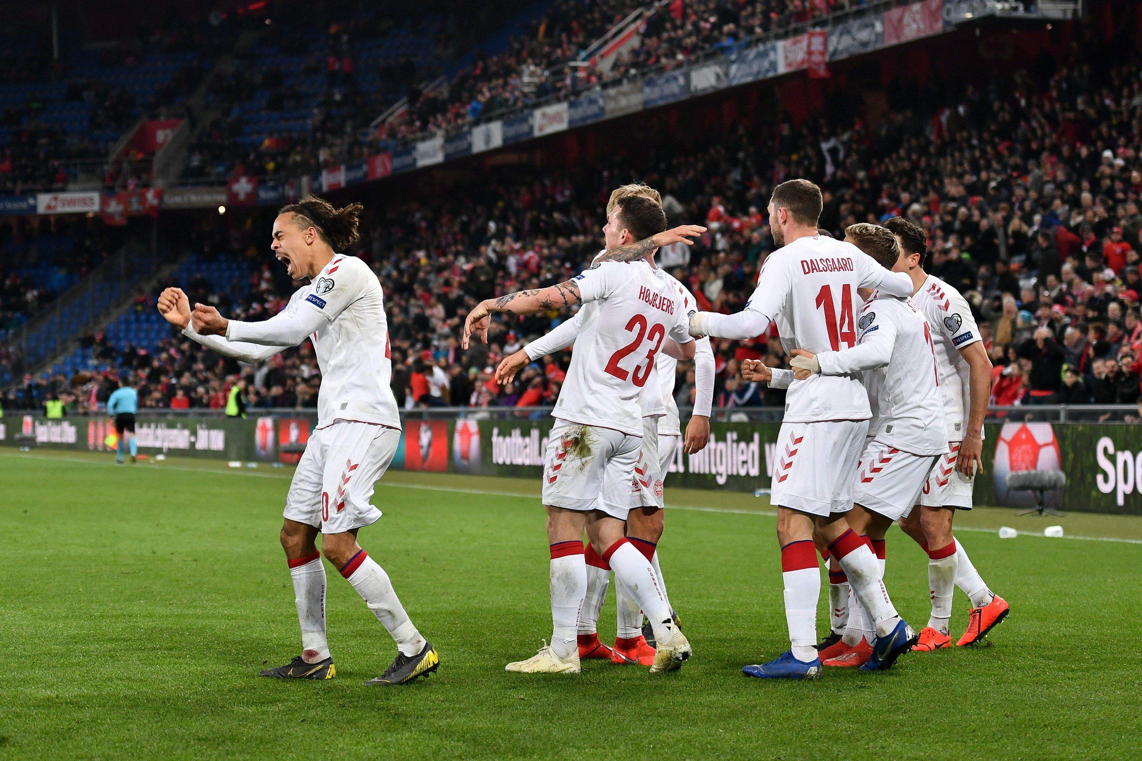 关于意大利客场不敌瑞士，险胜晋级欧锦赛！的信息