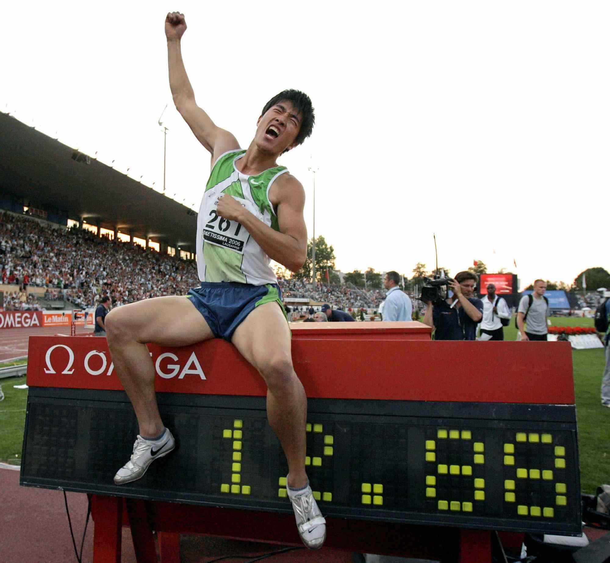 科威特运动员夺得冠军，表现出色