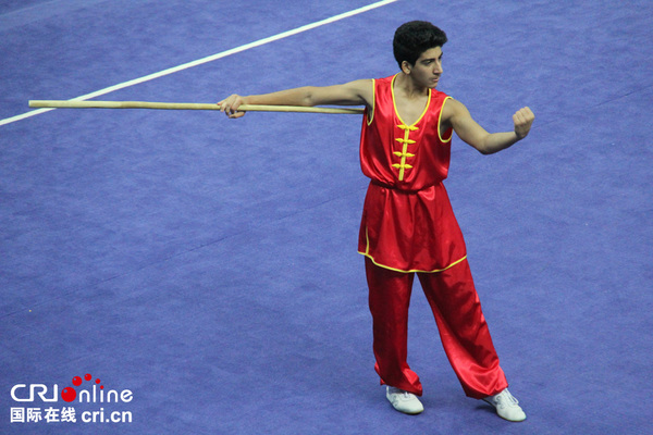 科威特运动员夺得冠军，表现出色