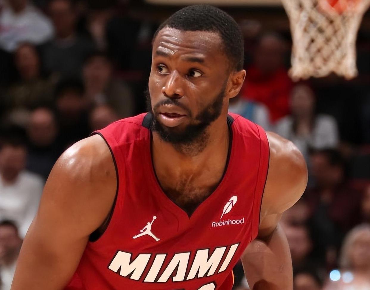 热火逆转骑士，终结连败