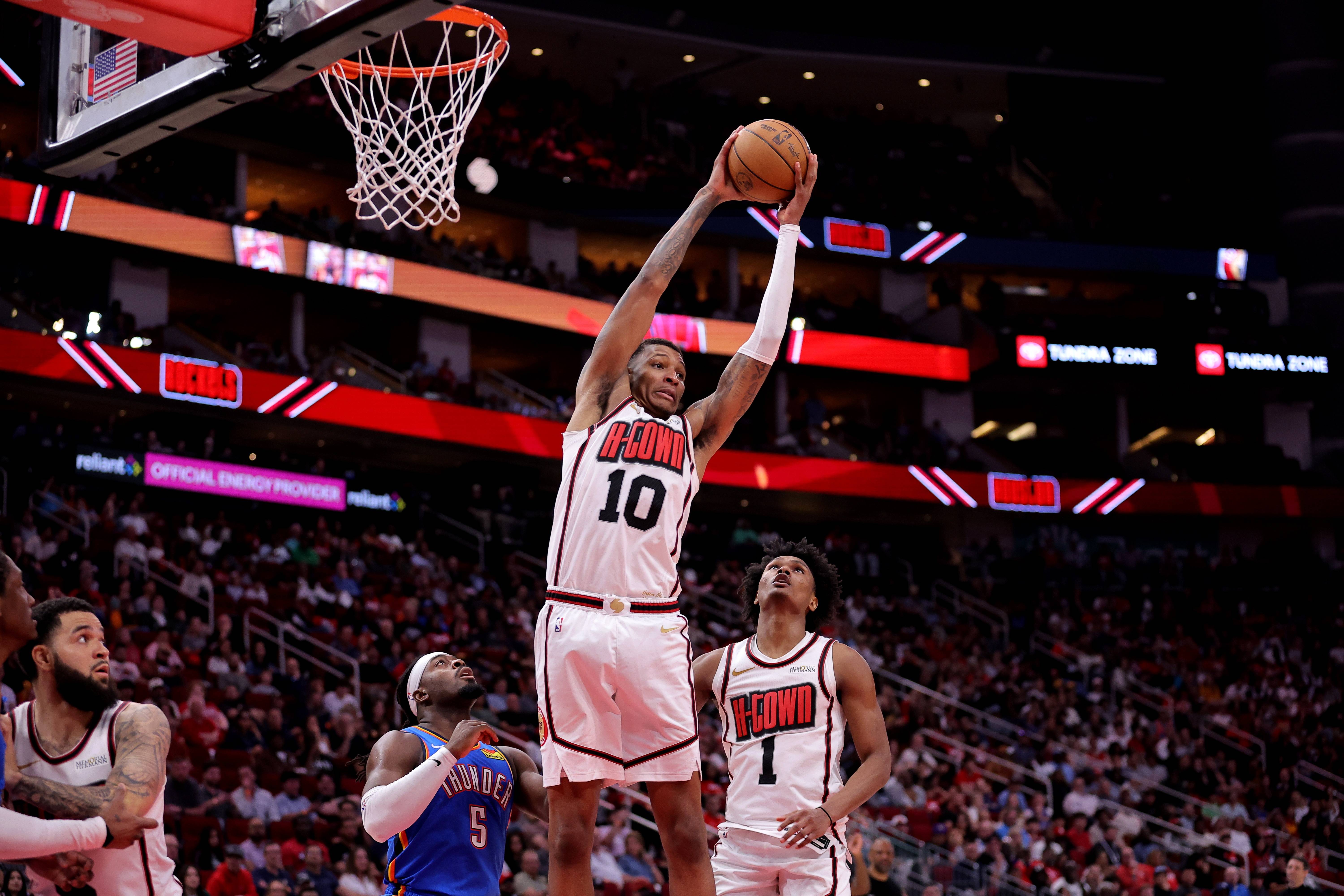 灰熊主场力克黄蜂,保持主场优势 灰熊主场力克黄蜂,保持主场优势