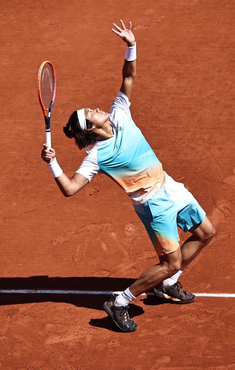 关于法国网球队力克日本网球队，西西帕斯绝境逆转的信息